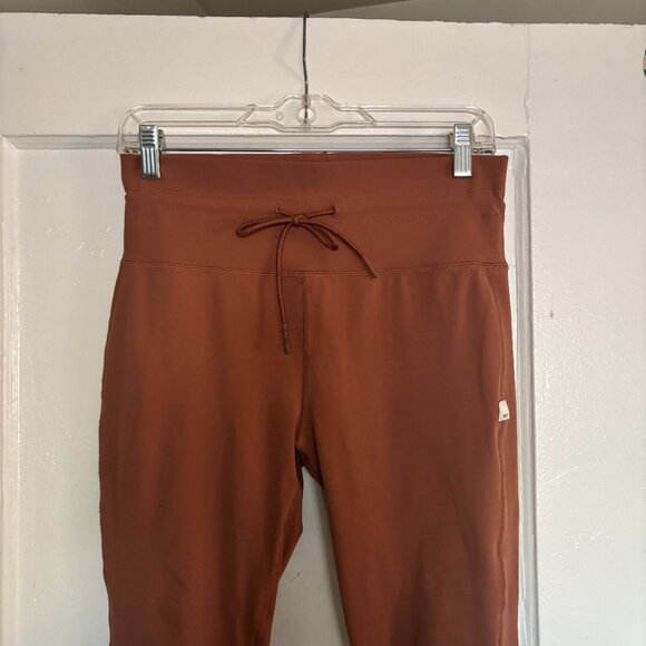 Vuori | Daily Leggings in Light Penny - Picture 3 of 5